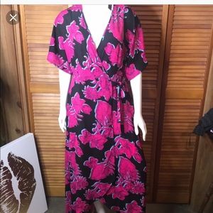 Cute rap dress never worn.